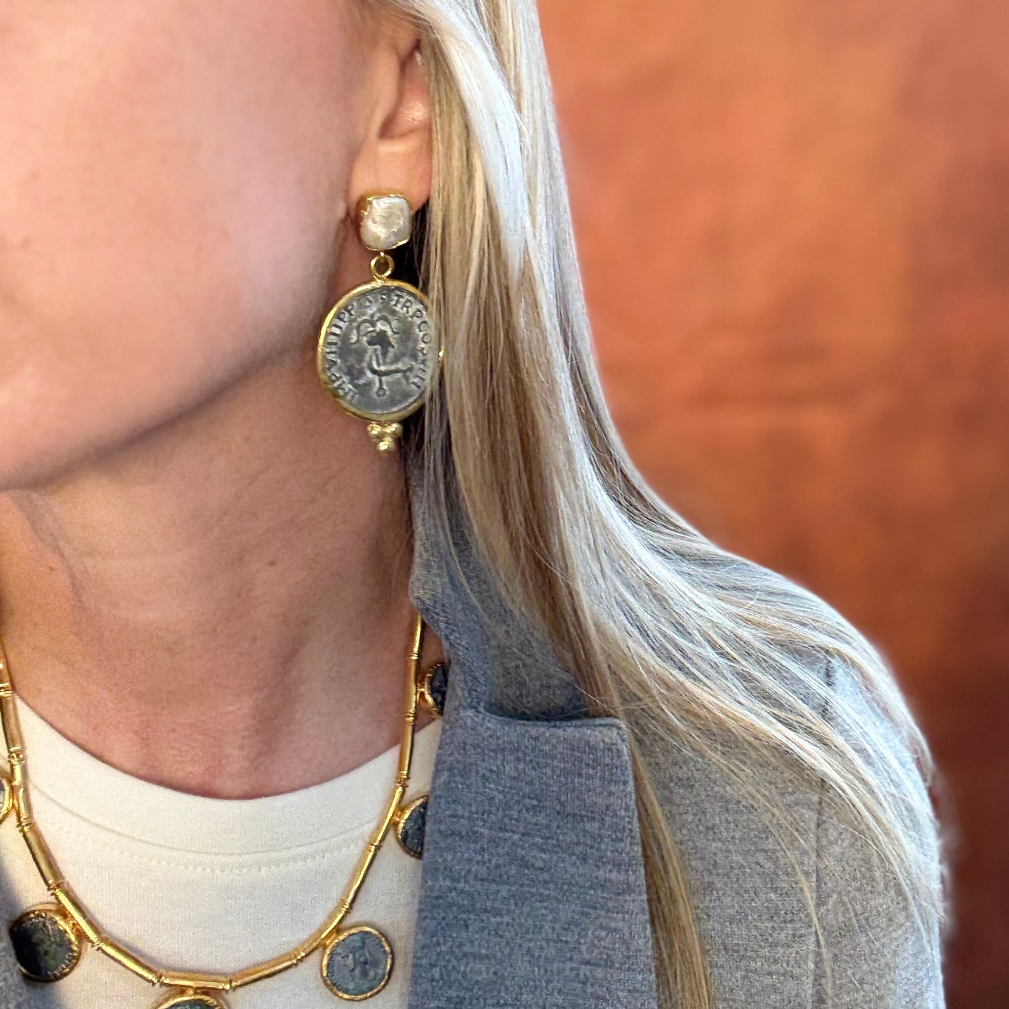 Pandora Earring