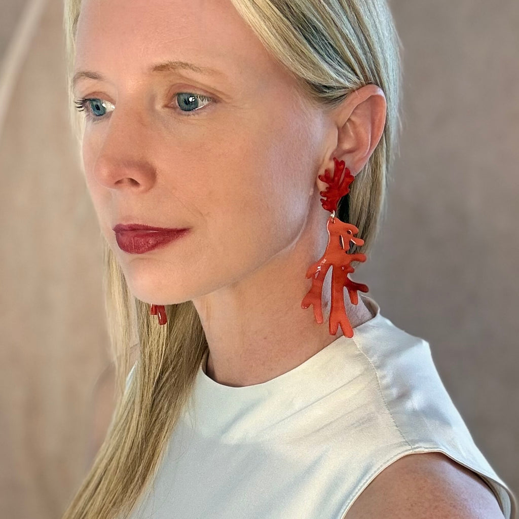 Capri Earring in Coral