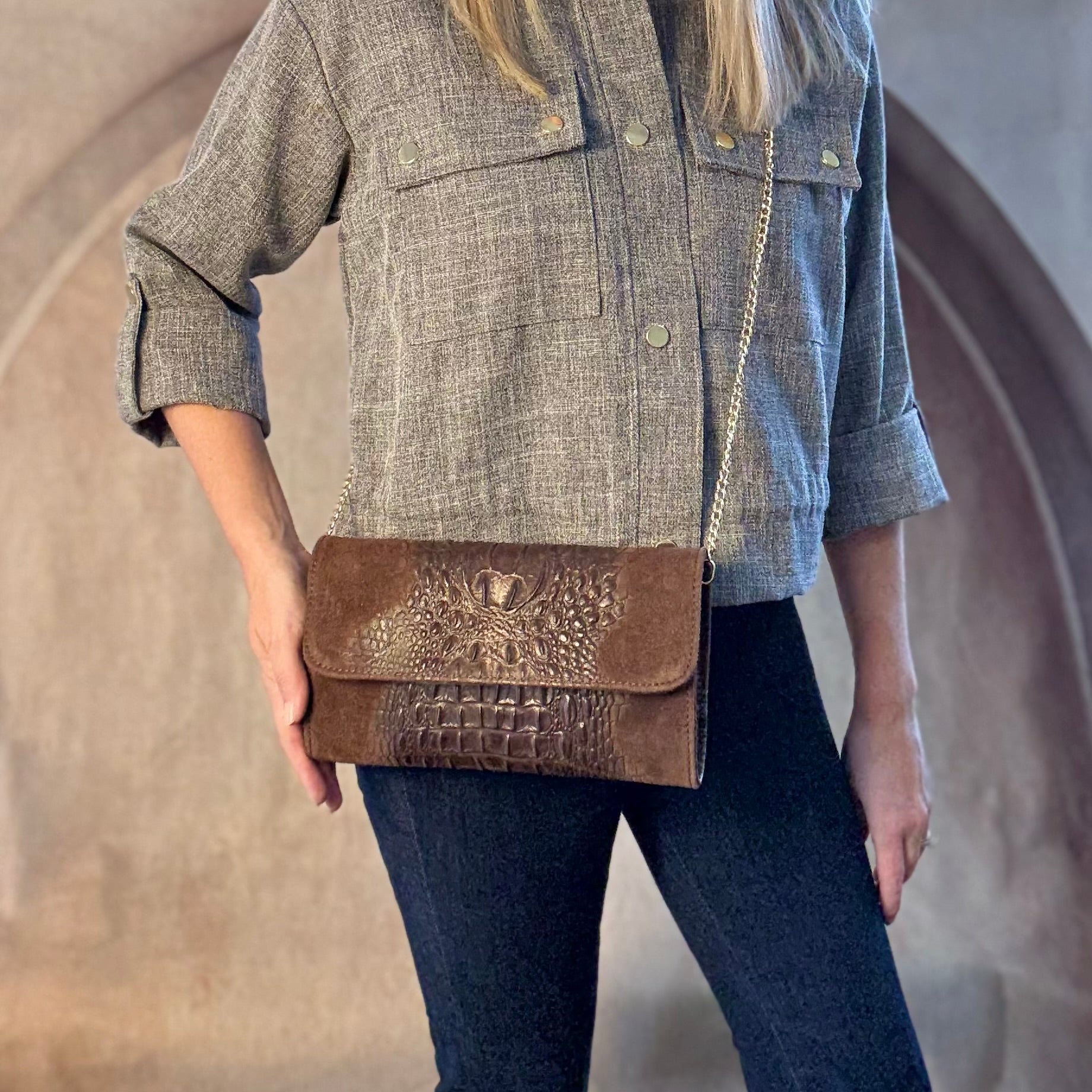 Dolce Clutch