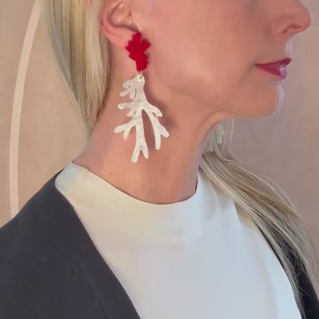 Capri Earring in White