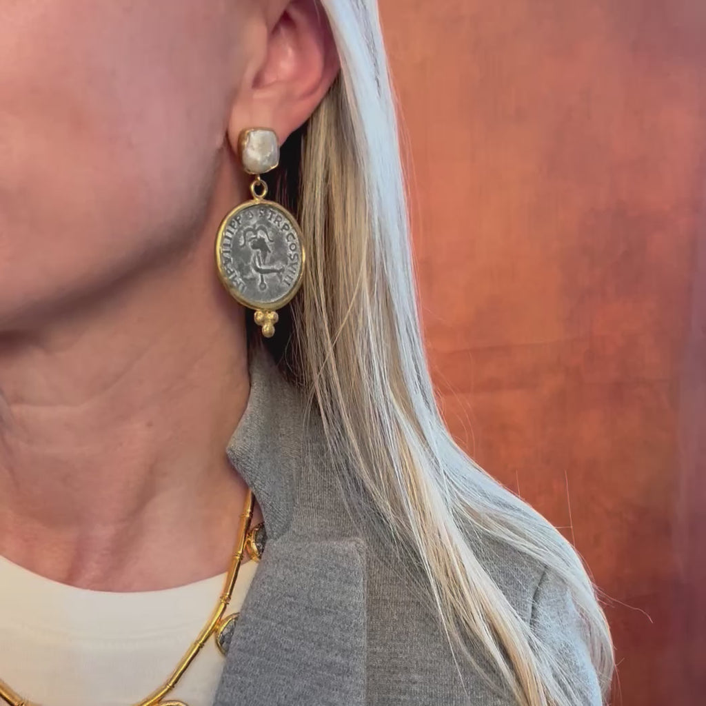 Pandora Earring
