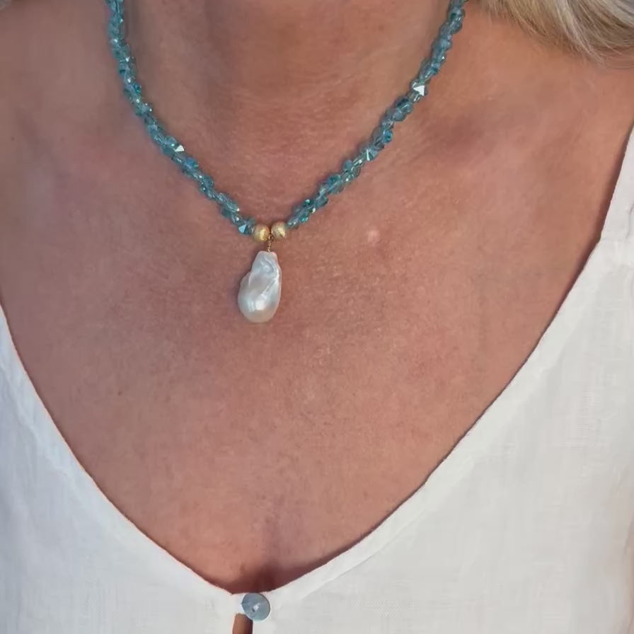 Stella Necklace