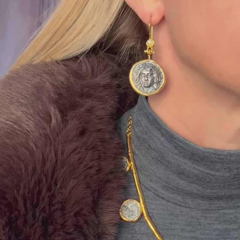 Wallace Earring