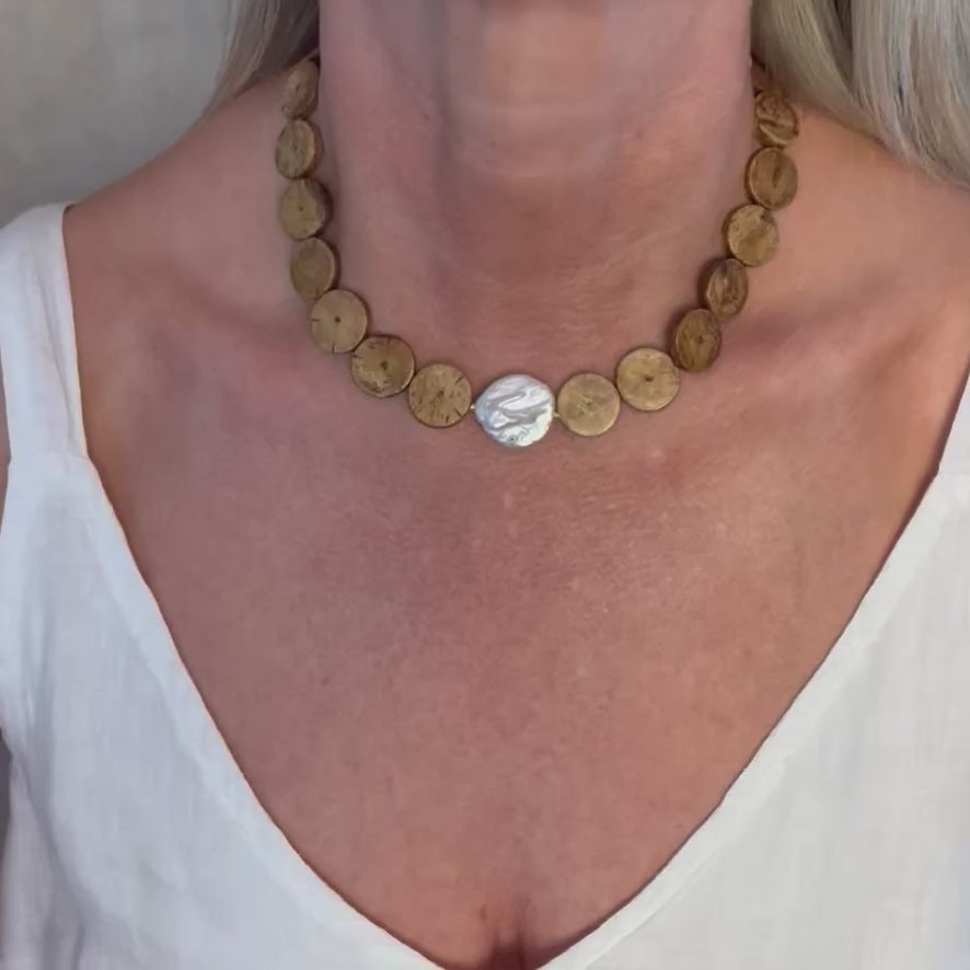 Mia Necklace